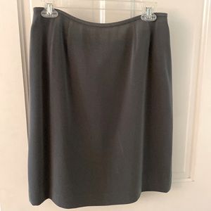 Kasper petite gray skirt